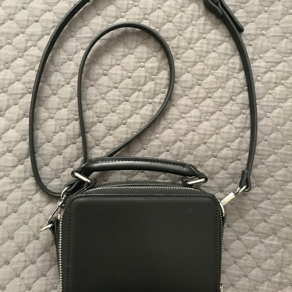 Urban Outfitters Black Double Zipper Purse
